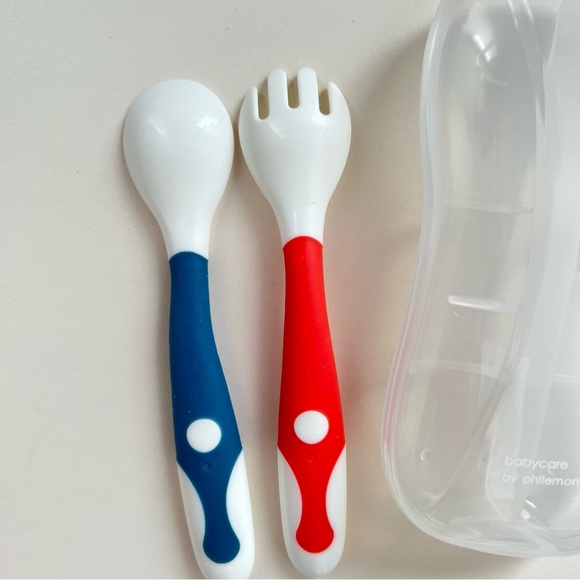 EZPZ mini silicone placemat with divided segments + boon spoons + more! - Picture 11 of 11